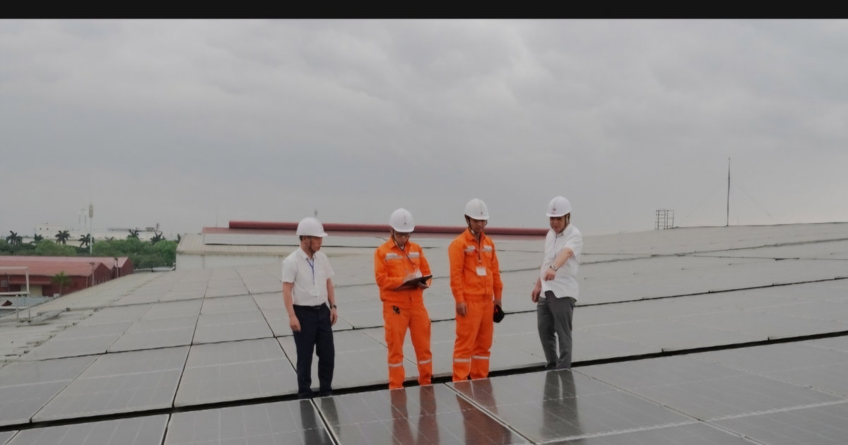 Điện mặt trời mái nhà bùng nổ: Đô thị Việt Nam bước vào kỷ nguyên năng lượng phân tán