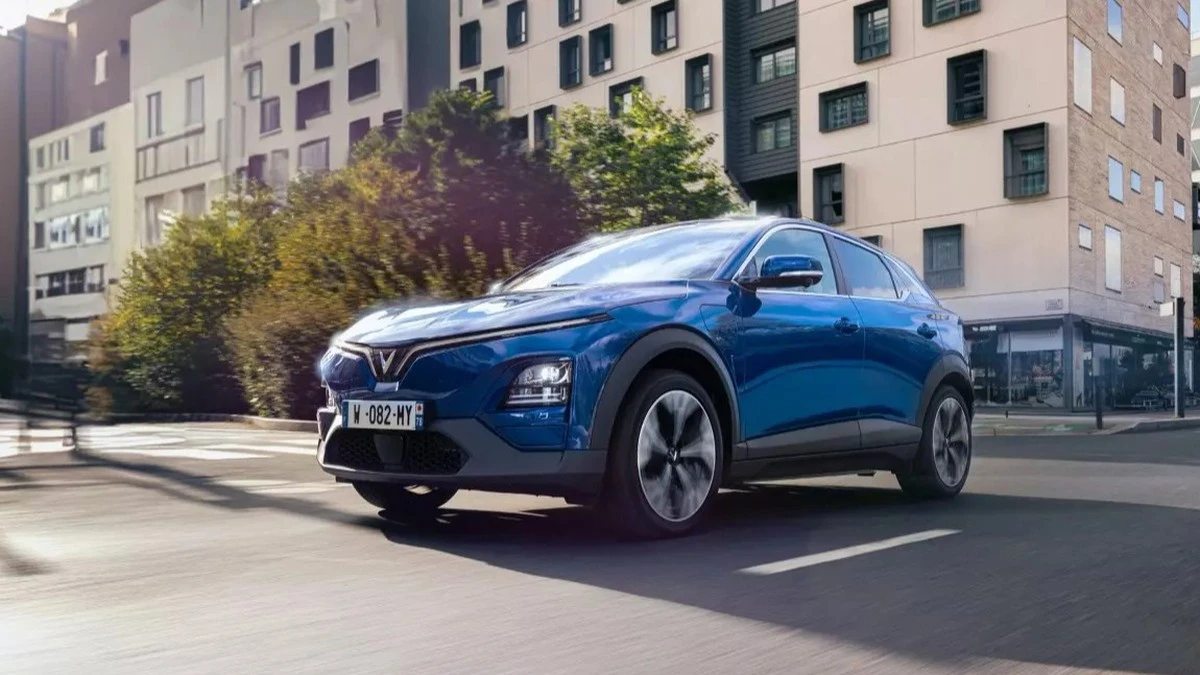 VinFast VF 6 ở tầm giá 588 triệu: lựa chọn SUV điện cỡ B nên mua