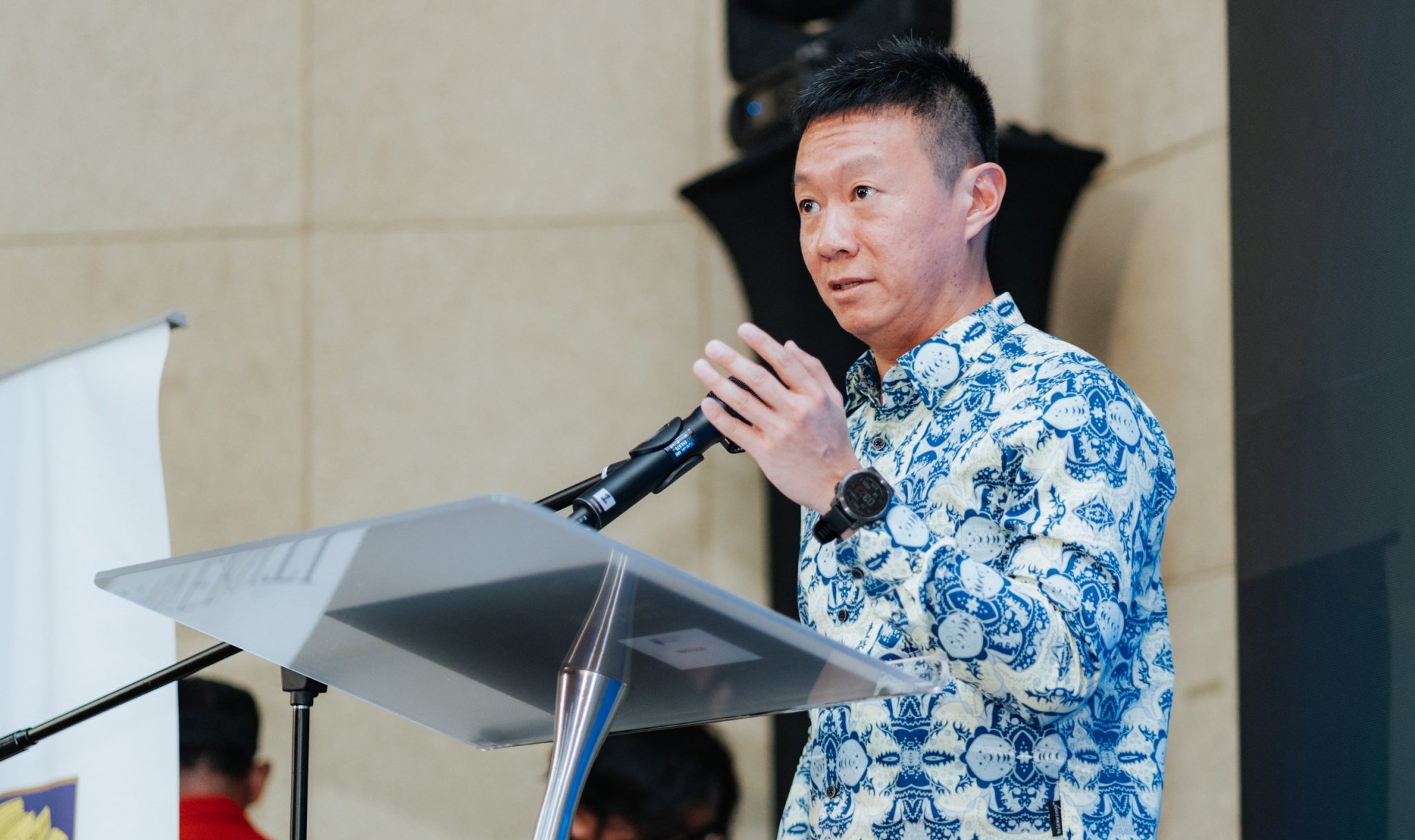 ILMUcode: Platform Pengekodan AI Berdaulat Untuk Pembangun