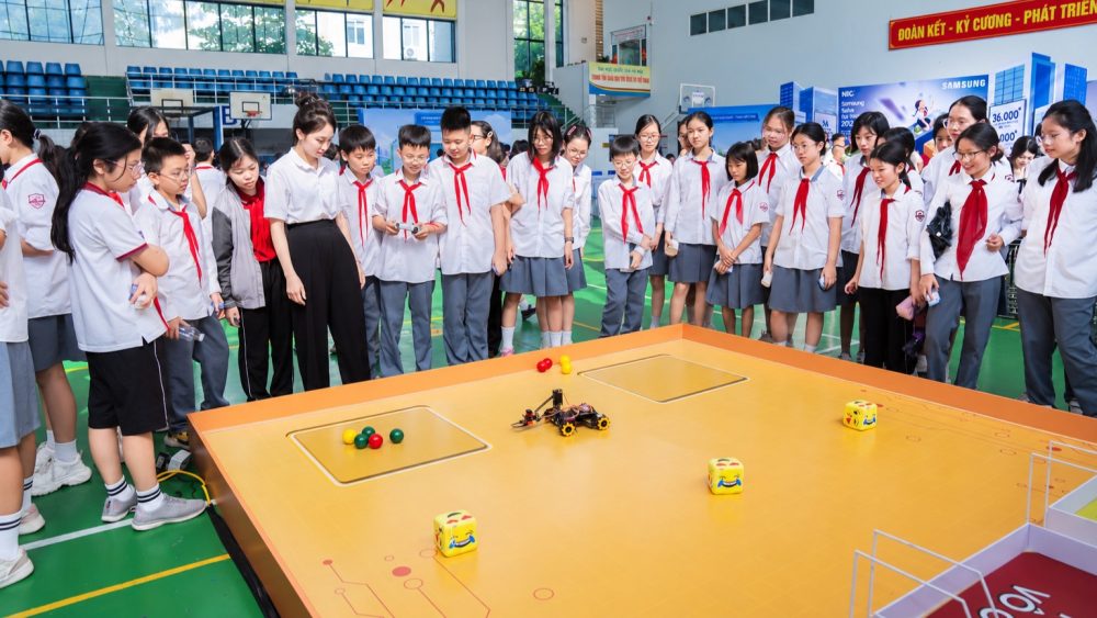 STEM Day tại Hà Nội: Drone, robot và lập trình thắp lửa sáng tạo