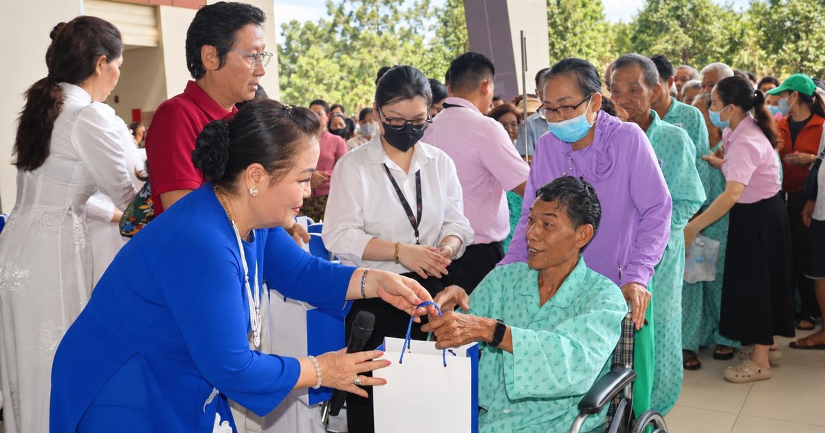 Âm nhạc như liều thuốc: không gian chữa lành cho bệnh nhân và người thân