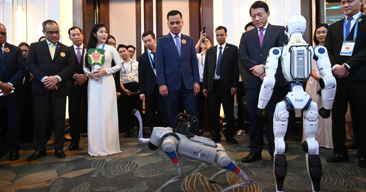 Robot AI xuống phường: Từ kiosk tra cứu đến đại sứ số 24/7