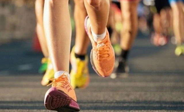 Chạy bộ sáng sớm có thể nguy hiểm: Đừng nhầm lầm chăm chỉ với an toàn