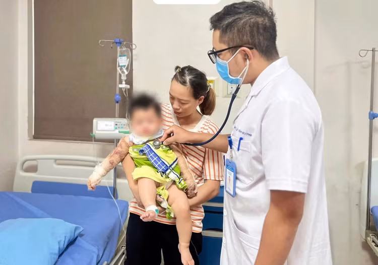 Những vật dụng hàng ngày gây nguy hiểm cho trẻ: cảnh báo từ bác sĩ