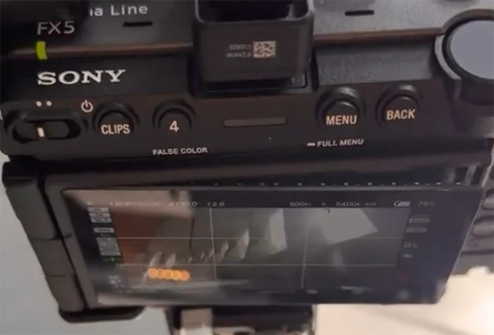 Sony FX5 lỗi màn hình LCD: đòn cảnh tỉnh về chất lượng cho máy ảnh điện ảnh cao cấp