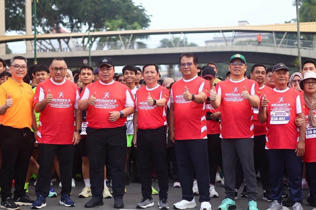 Acara Larian Komunitas Membuka Pintu untuk Semua