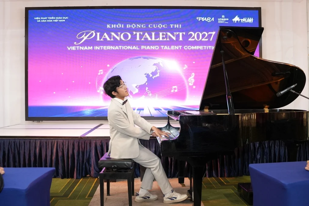 Cuộc thi piano quốc tế: từ festival địa phương đến sân chơi toàn cầu