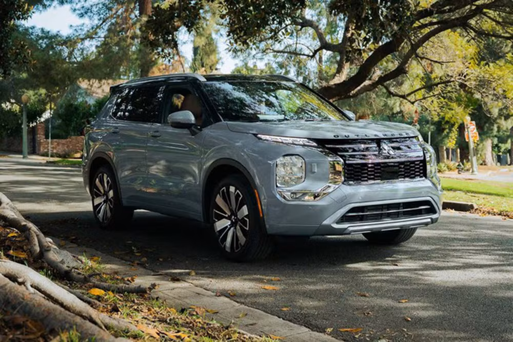 Mitsubishi Outlander thế hệ mới PHEV: cuộc tái xuất có chiến lược