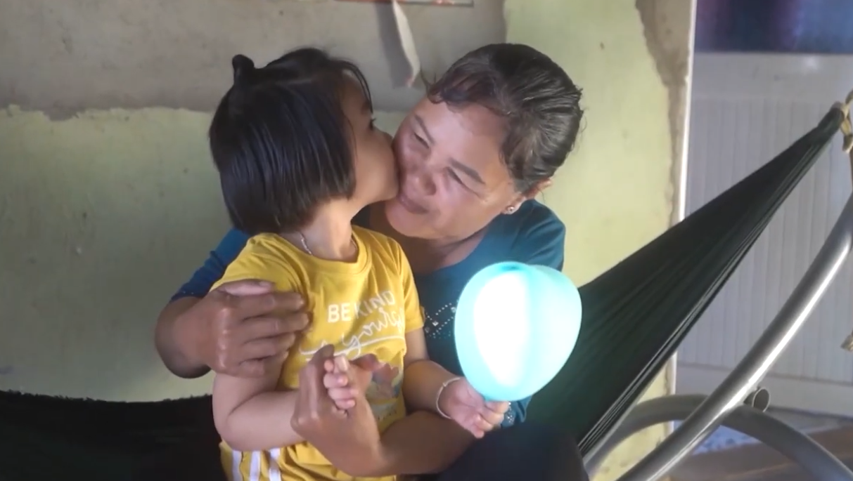 Các bài tập đơn giản giúp giảm đau cổ và lưng do thói quen hàng ngày