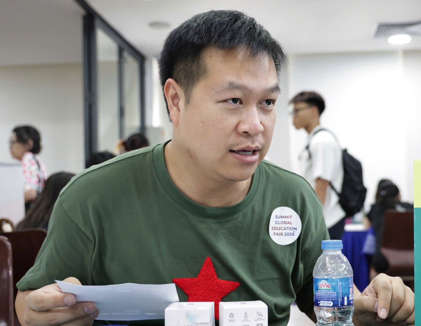 Du học châu Á trỗi dậy: Vì sao Trung Quốc, Singapore hút sinh viên Việt?