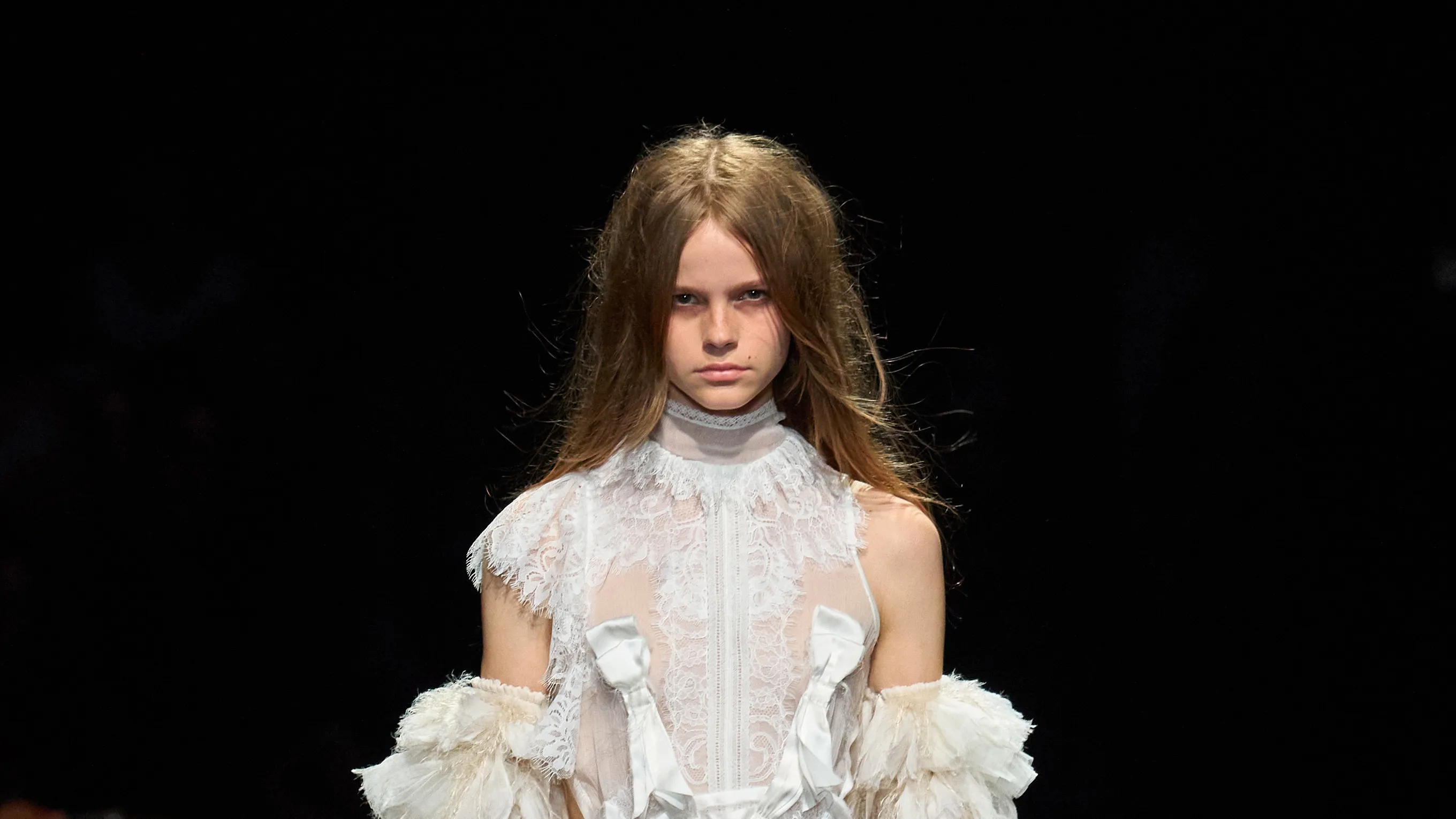 4 Bộ Sưu Tập Ready-to-Wear Định Hình Xu Hướng: Từ Animal Instincts Đến Hành Trình Hoang Dã