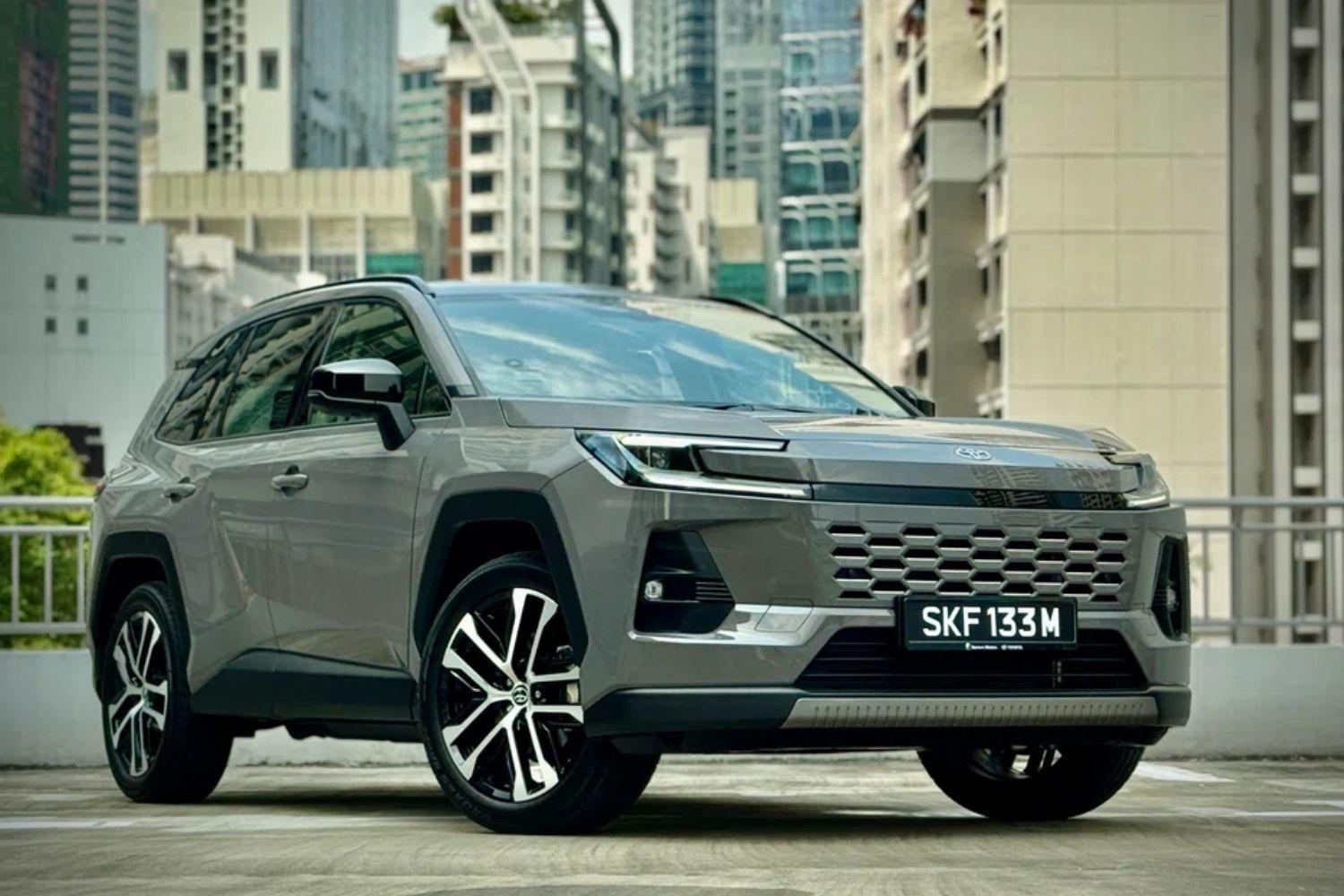 Xe xăng mất vị thế: hybrid, xe điện và cơ hội cho VinFast