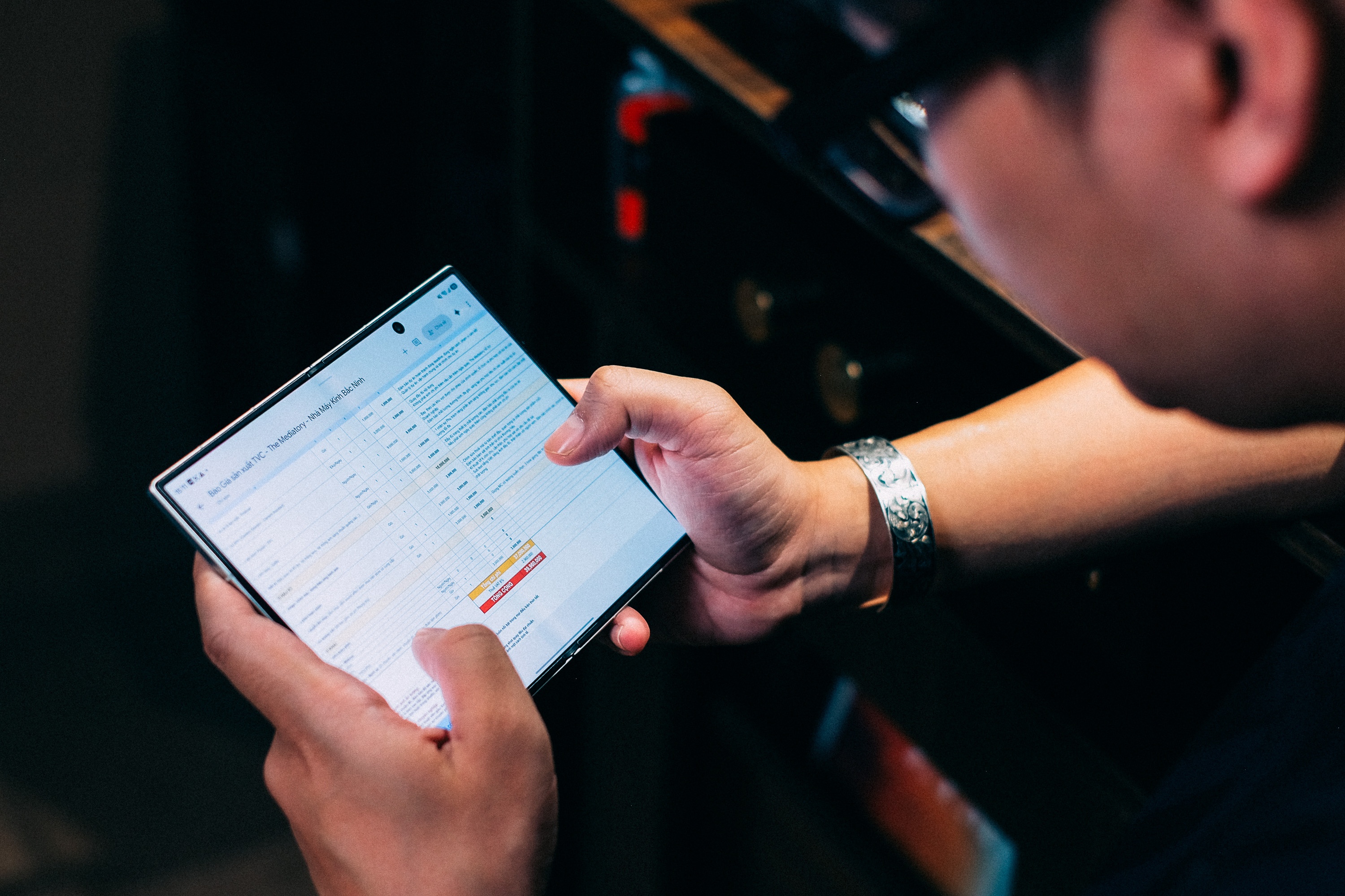 Thoát khỏi hệ sinh thái smartphone: nên đổi iPhone hay Android?