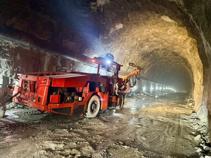 Thủy điện tích năng Bác Ái: công trình trong núi định hình lại hệ thống điện