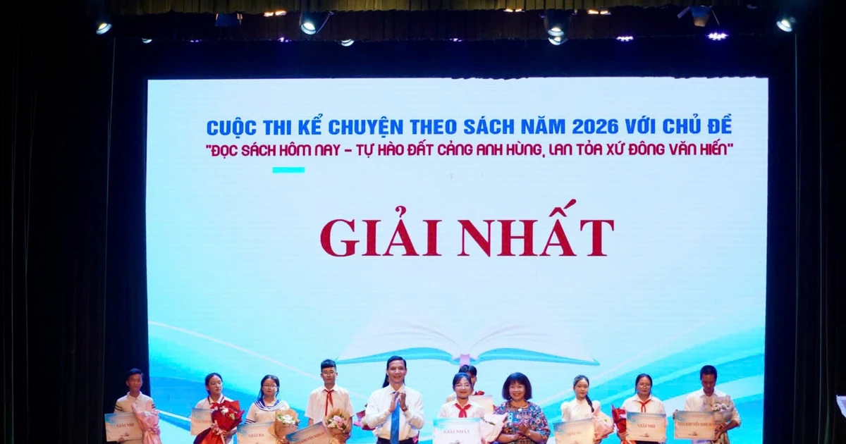 Cuộc thi kể chuyện theo sách: Khi lịch sử quê hương bước xuống sân khấu
