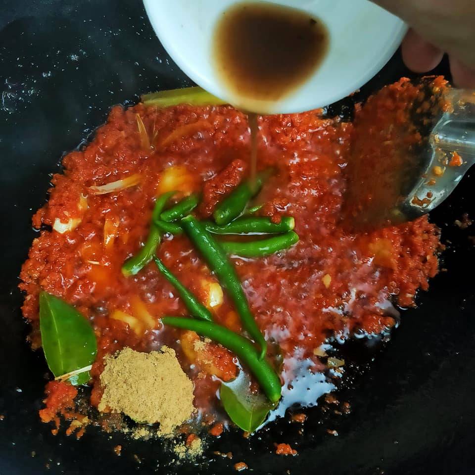 Tiga Resepi Laut Tradisional Mudah: Sotong Hitam, Gulai Ikan Kering & Kuah Mi Hokkien