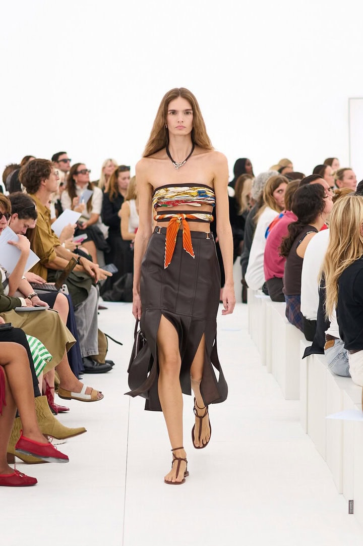 Tiga Visi Mewah Musim Semi: Stella McCartney, Dries Van Noten dan Hermès