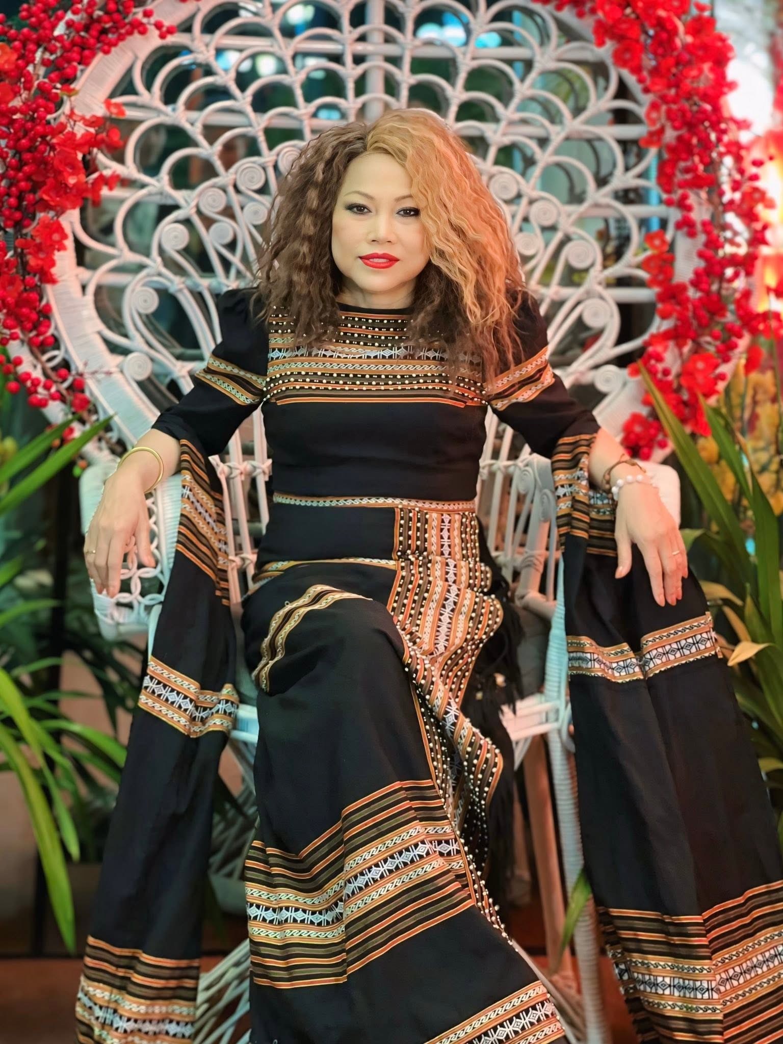 Từ sân khấu đến nương rẫy: lựa chọn của Siu Black sau thất bại kinh doanh