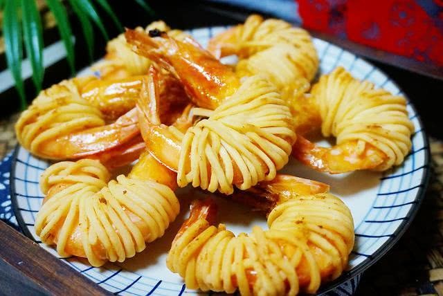 4 món ăn dễ nấu từ nguyên liệu quen thuộc cho bữa cơm gia đình