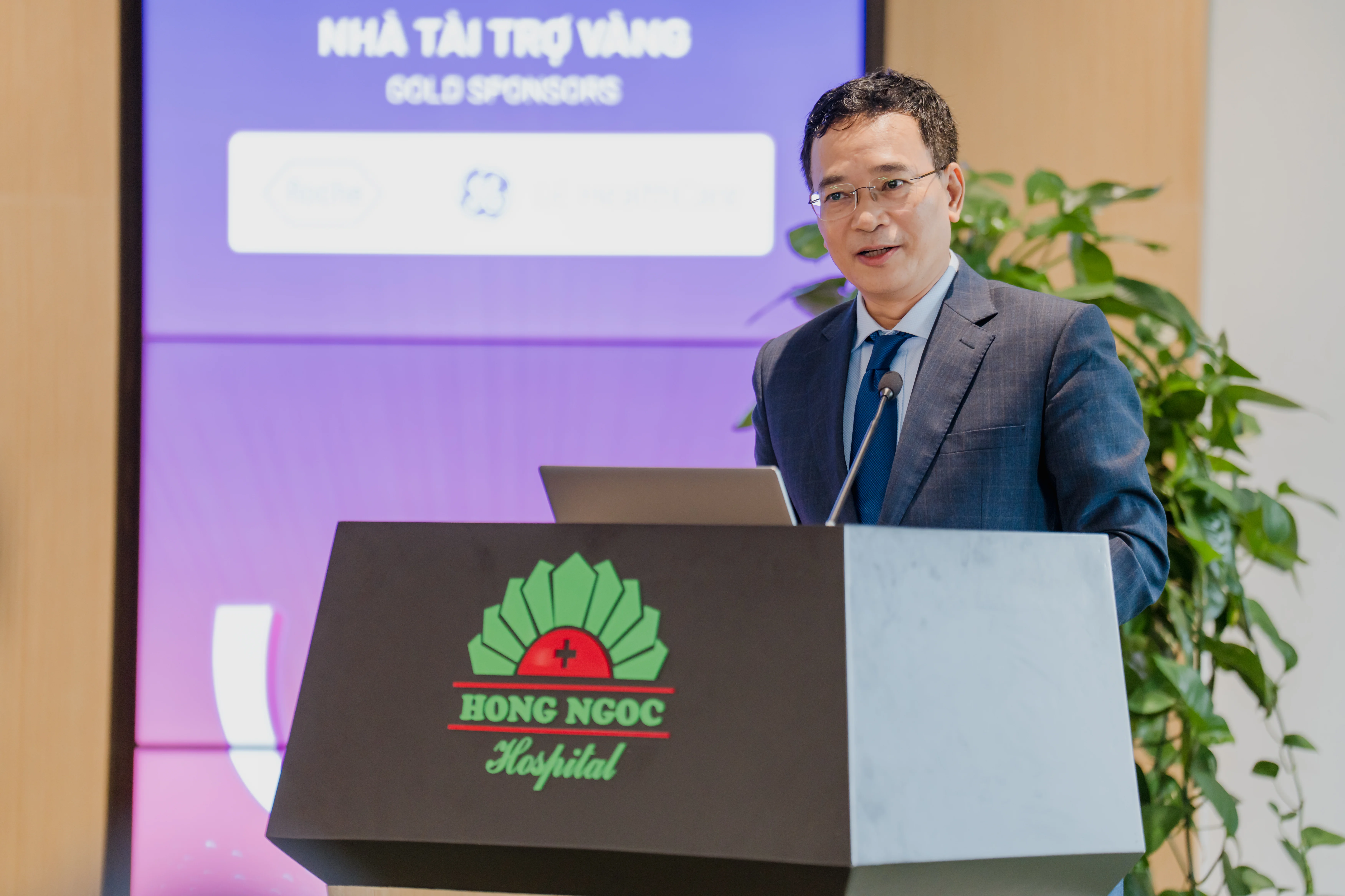 Những tiến bộ mới nhất trong chẩn đoán và điều trị ung thư vú