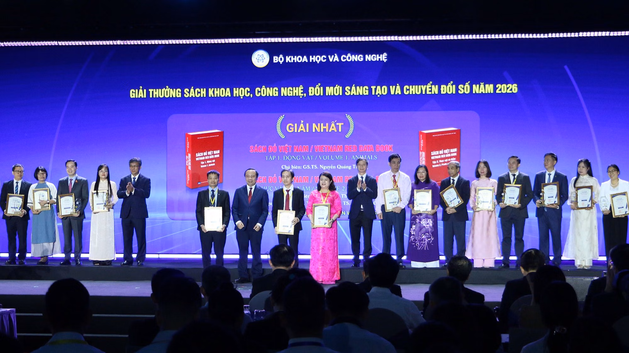 10 cuốn sách khoa học xuất sắc: Nhịp cầu giữa tri thức và đổi mới