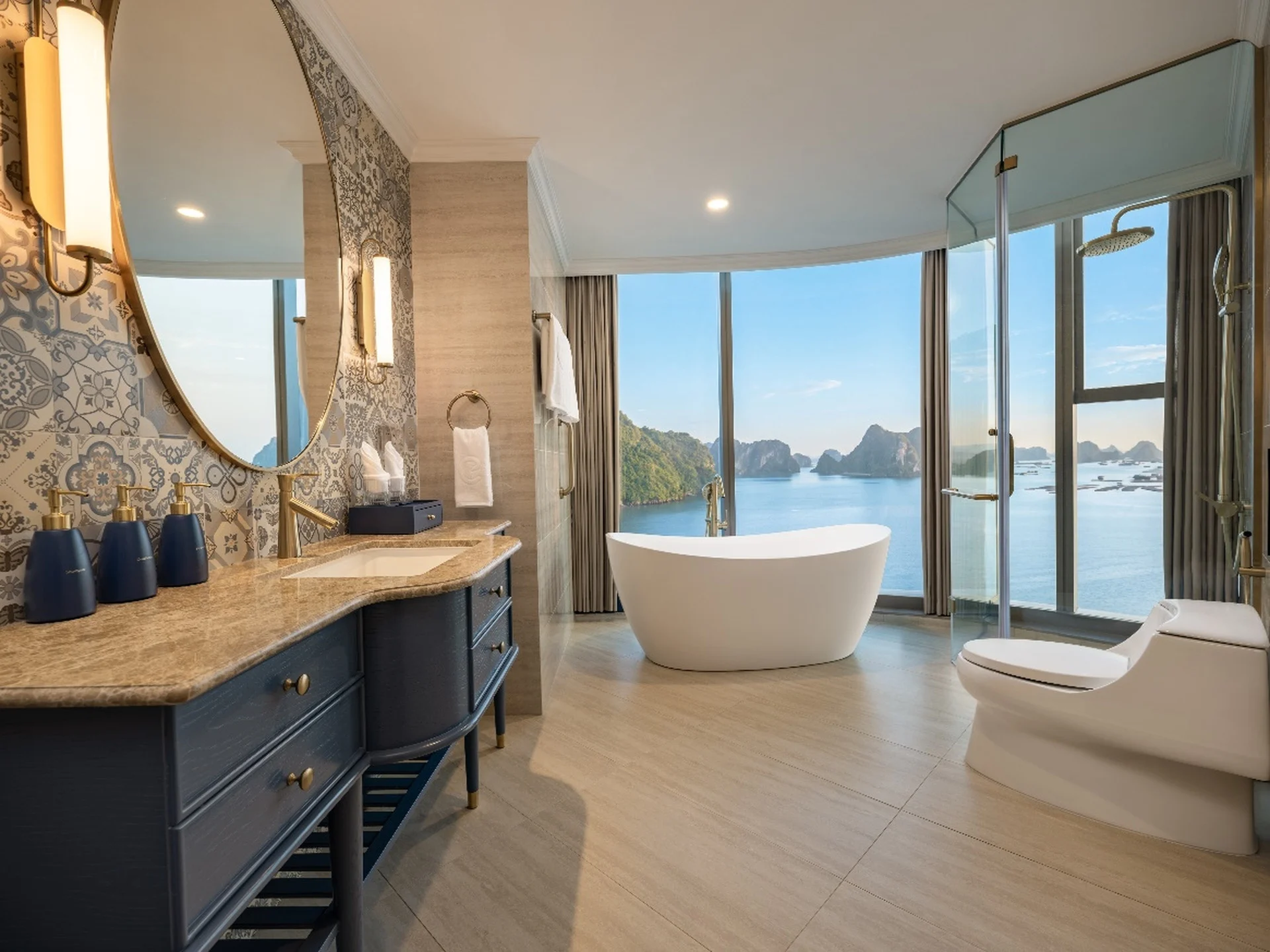 Centara Hotel & Residences Vân Đồn: bước ngoặt mới bên vịnh Bái Tử Long