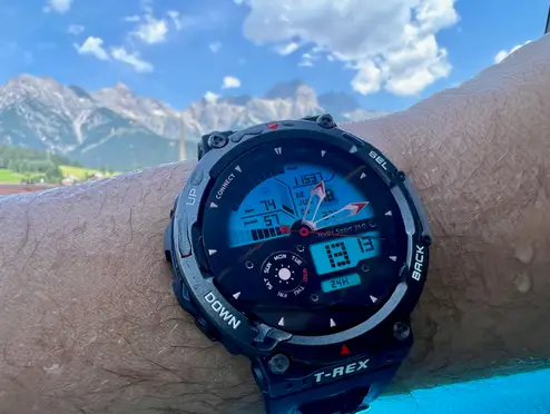Amazfit T-Rex Dual Solar và tương lai smartwatch sạc năng lượng mặt trời