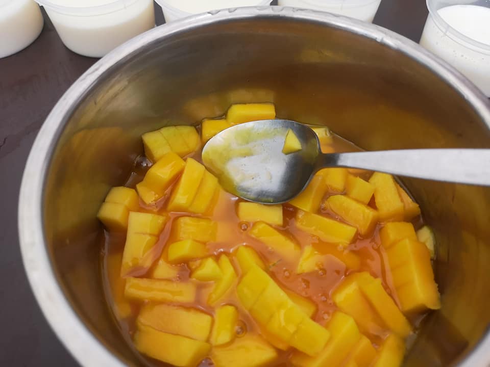 Dadih Susu & Kuih Nagasari: Dua Pencuci Mulut Tradisional Mudah