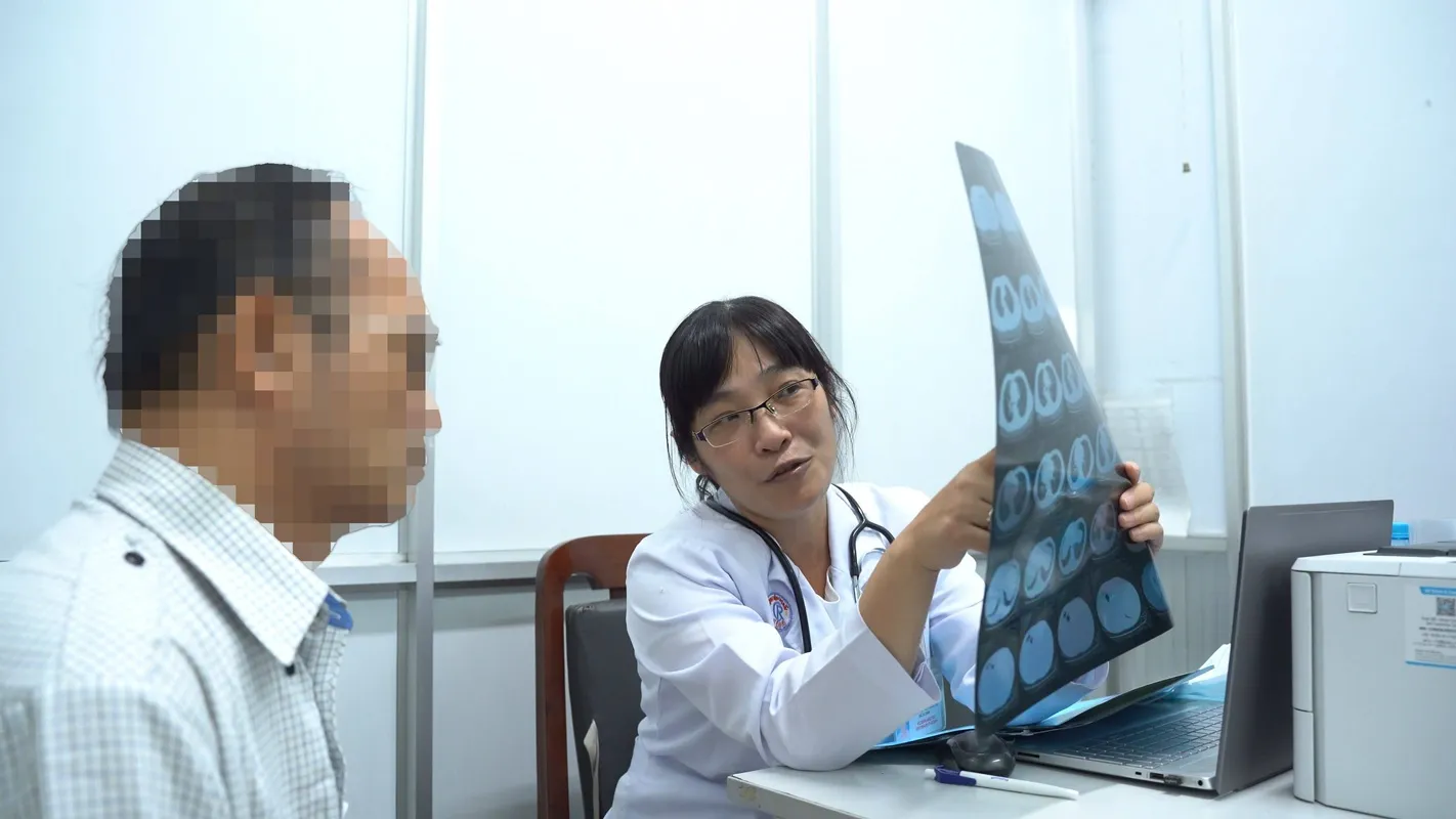 Vi khuẩn không lao hiếm hé lộ mặt trái của bệnh phổi tái phát
