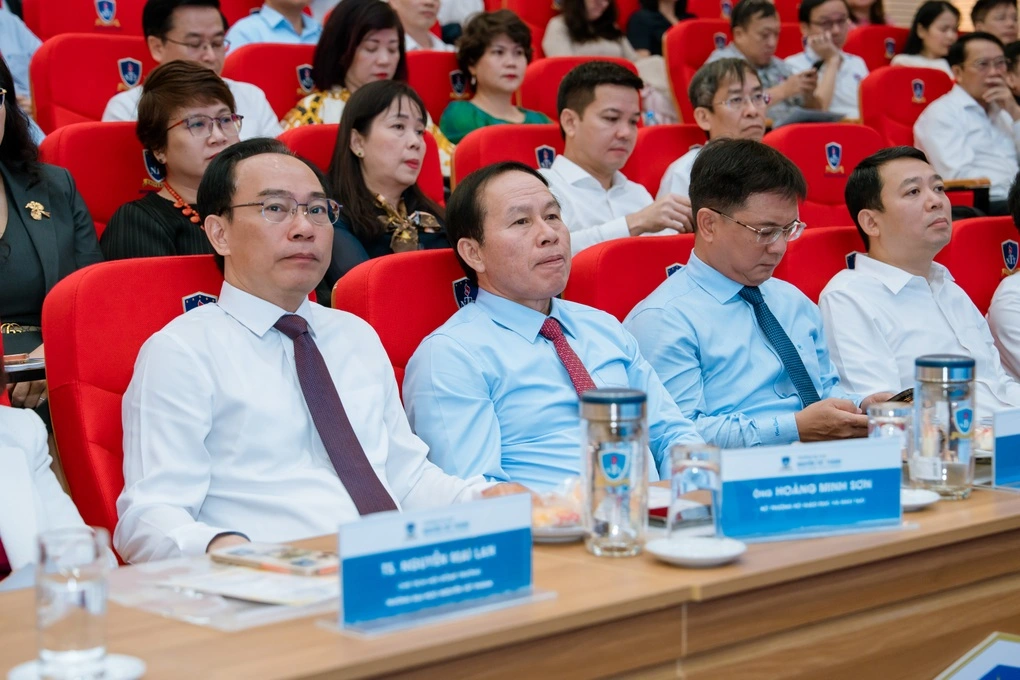 Điểm số cao kỷ lục nhưng chất lượng thực tế đang sụt giảm?
