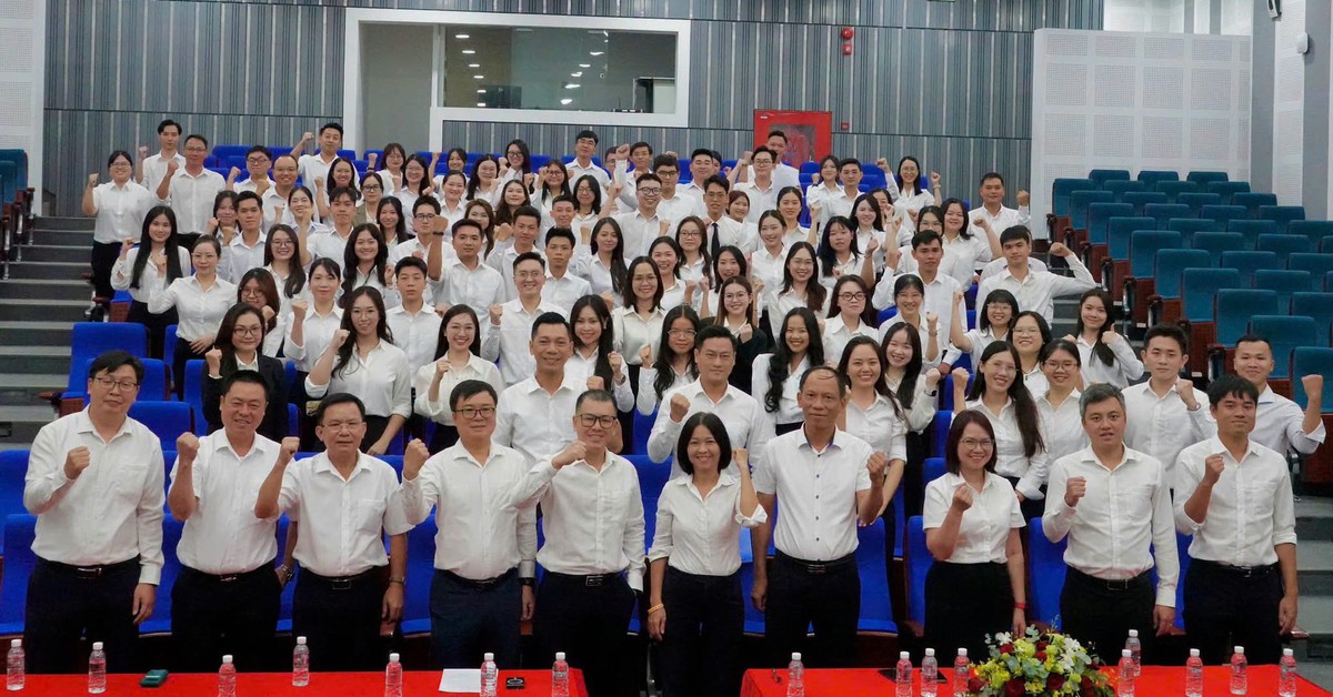 Sân bay Long Thành tuyển hàng nghìn nhân viên: Chiến lược đào tạo nào để kịp vận hành?