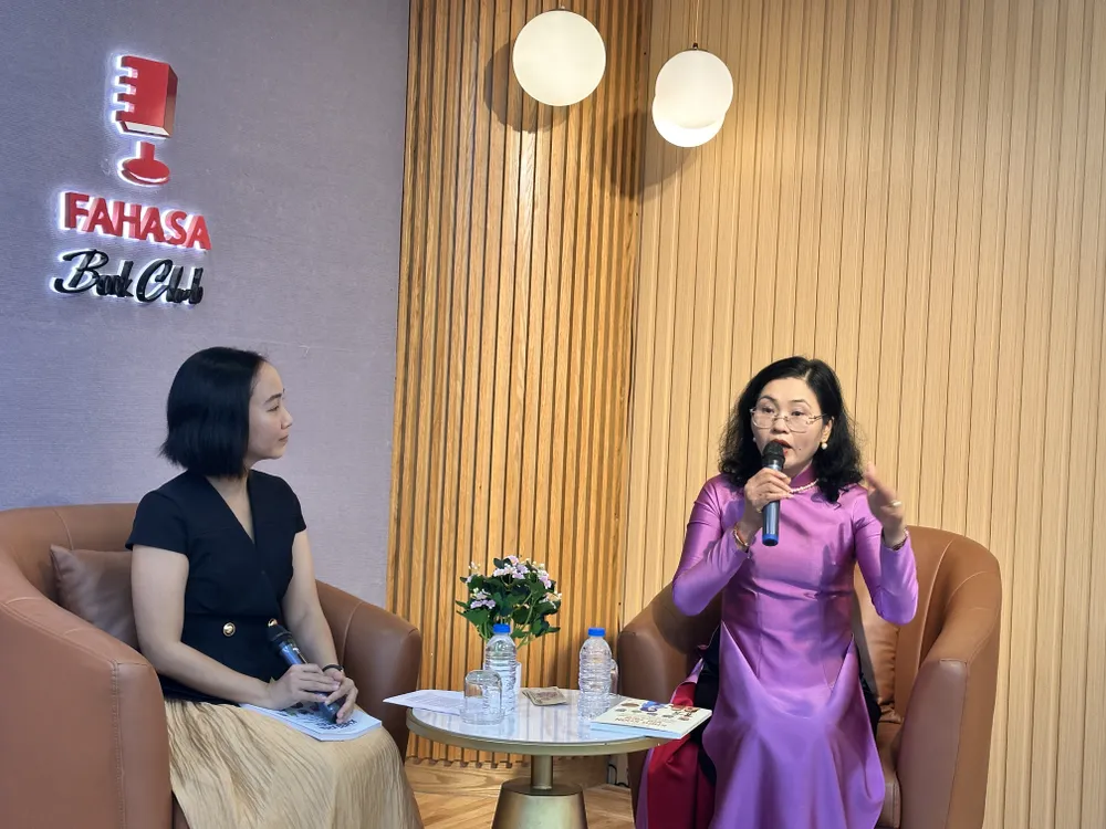Dạy con quản lý tiền qua truyện tranh: vì sao nên bắt đầu sớm