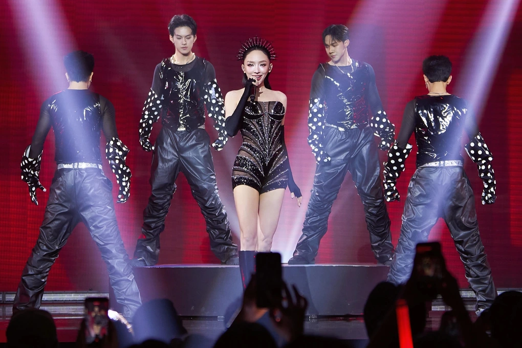 Tóc Tiên sẵn sàng đại diện Việt Nam tại Eurovision Song Contest Asia