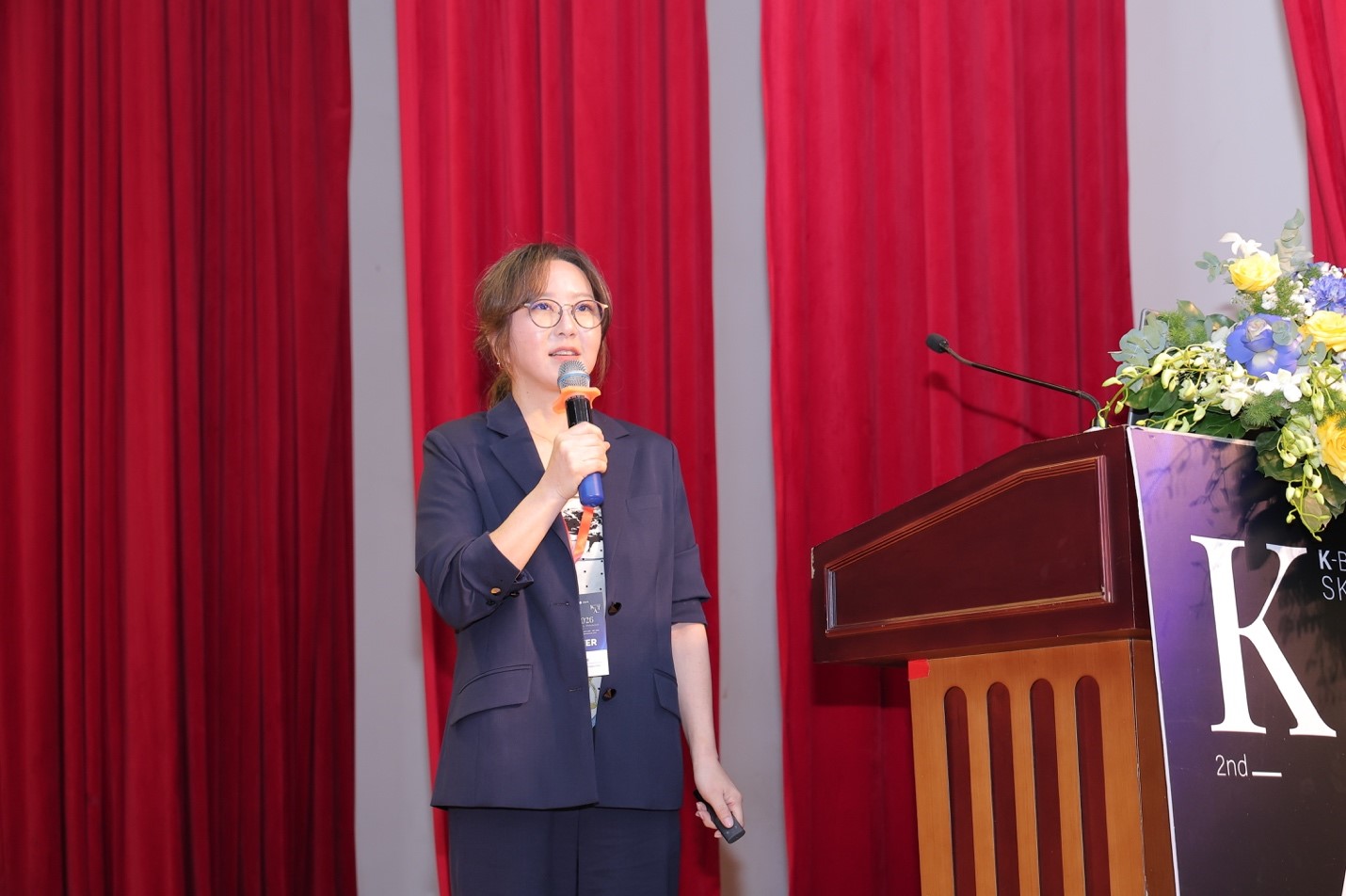 Bác sĩ thẩm mỹ Việt Nam học kỹ thuật tiên tiến từ chuyên gia Hàn Quốc tại K.A.T