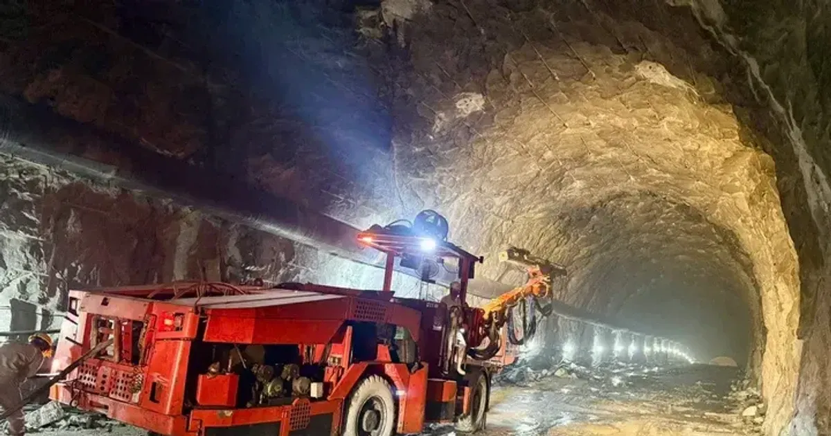Thủy điện tích năng Bác Ái: công trình trong núi định hình lại hệ thống điện