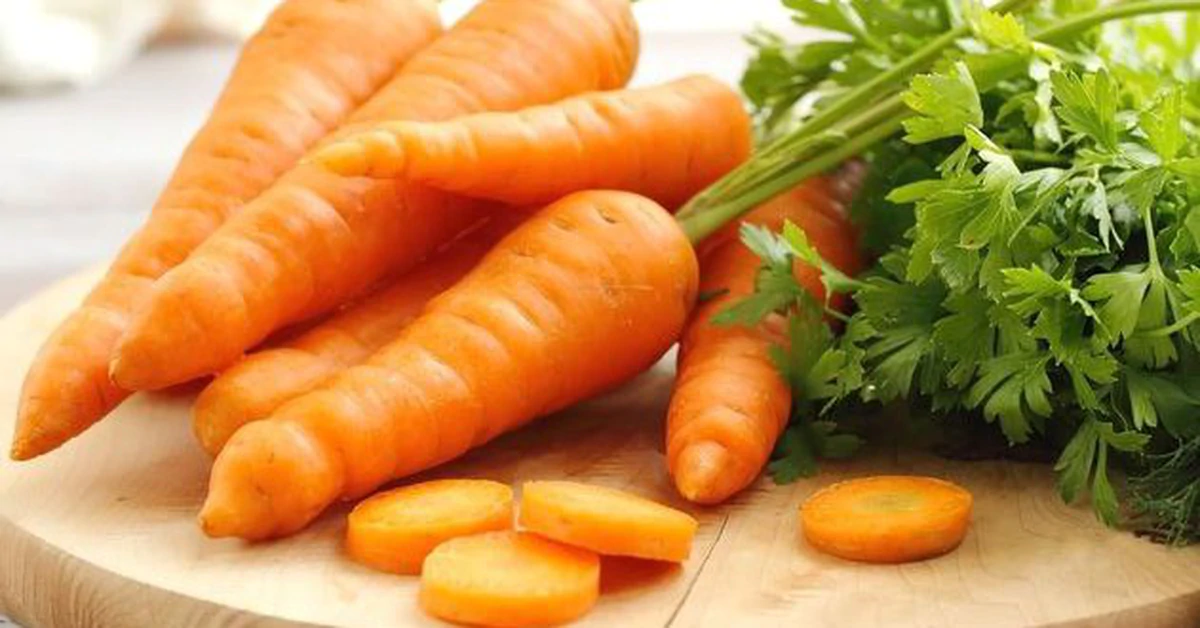 Giảm cân bằng nước ép, ăn cà rốt liên tục: cái giá sức khỏe phải trả