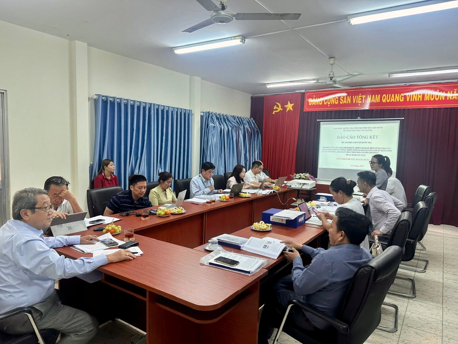 Từ nước thải chăn nuôi đến phân bón xanh nhờ công nghệ FBHC