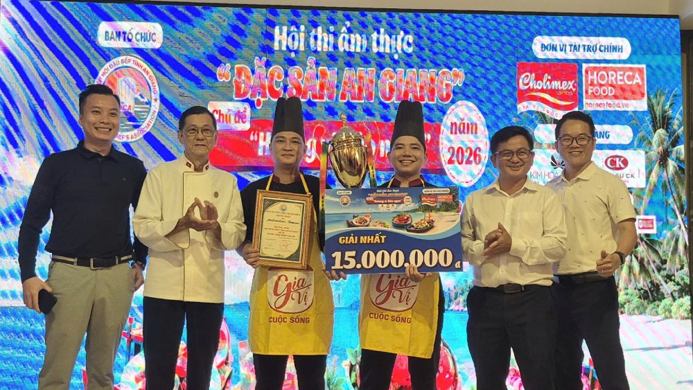 Hội thi ẩm thực An Giang tại Phú Quốc: cúp danh giá và câu chuyện đầu bếp
