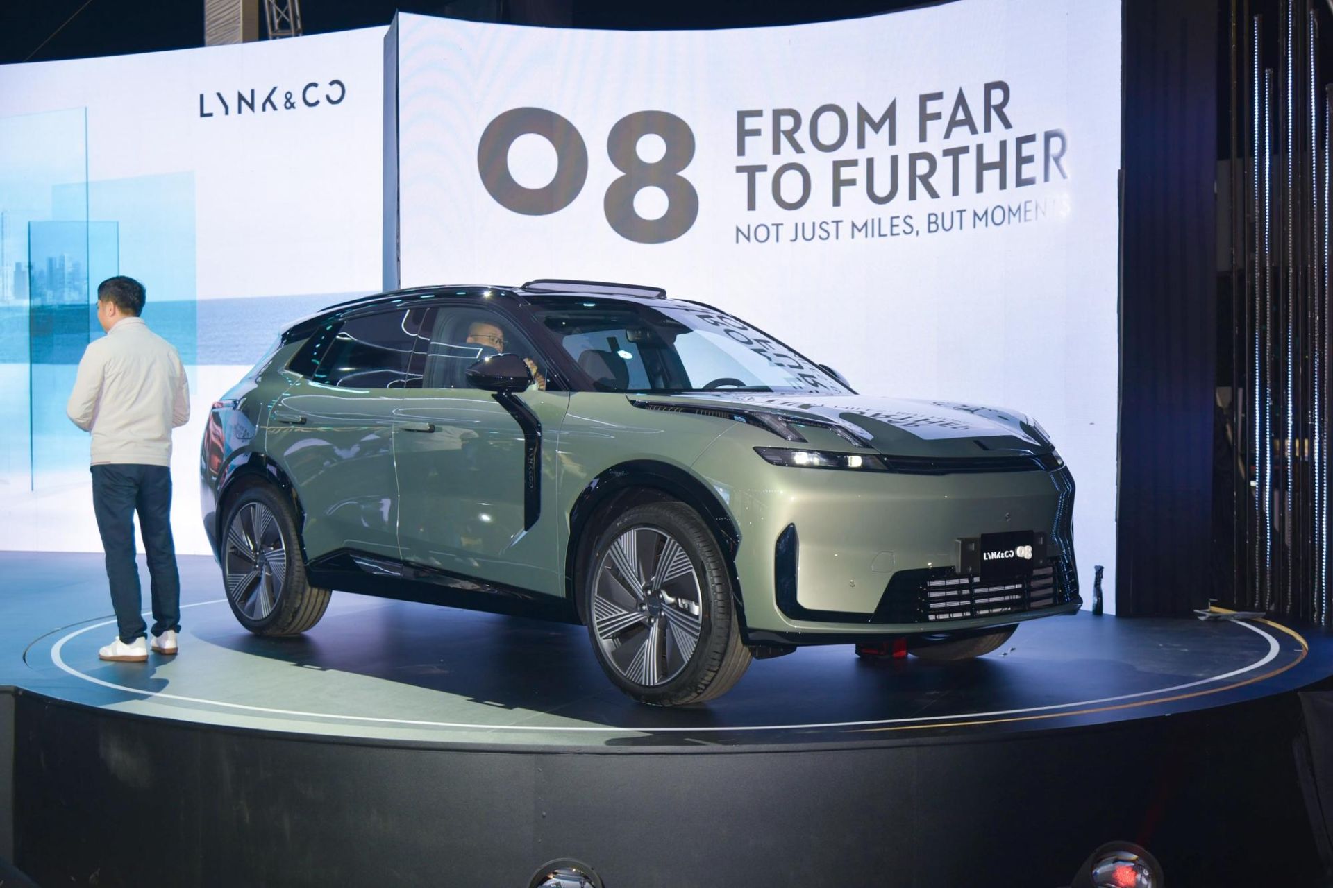 Xe hybrid Trung Quốc tìm ‘cửa hẹp’ PHEV và EREV