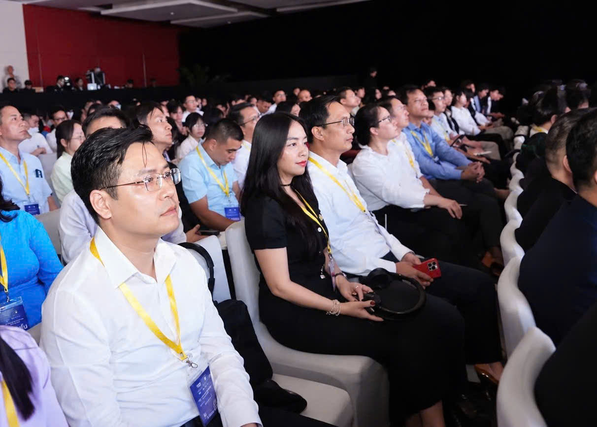Quảng Ninh bứt phá dẫn đầu tăng trưởng: Ba trụ cột nào đang kéo GRDP lên 12,54%?