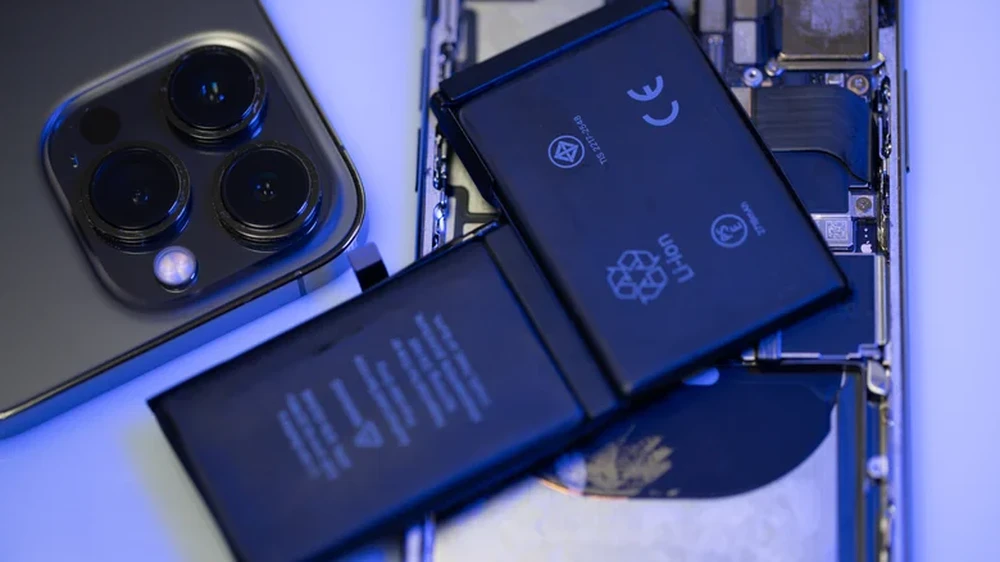 iPhone 18 Pro Max vs Galaxy S26 Ultra: hiệu năng, pin và chi phí sửa chữa