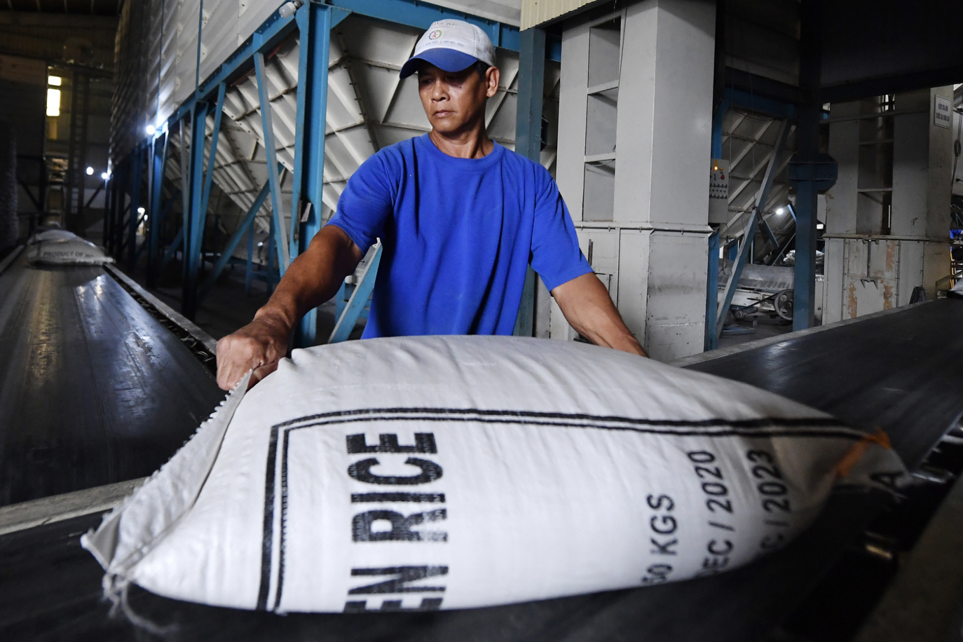 Trung Quốc vượt Philippines: Bản đồ xuất khẩu gạo Việt Nam đang đổi hướng