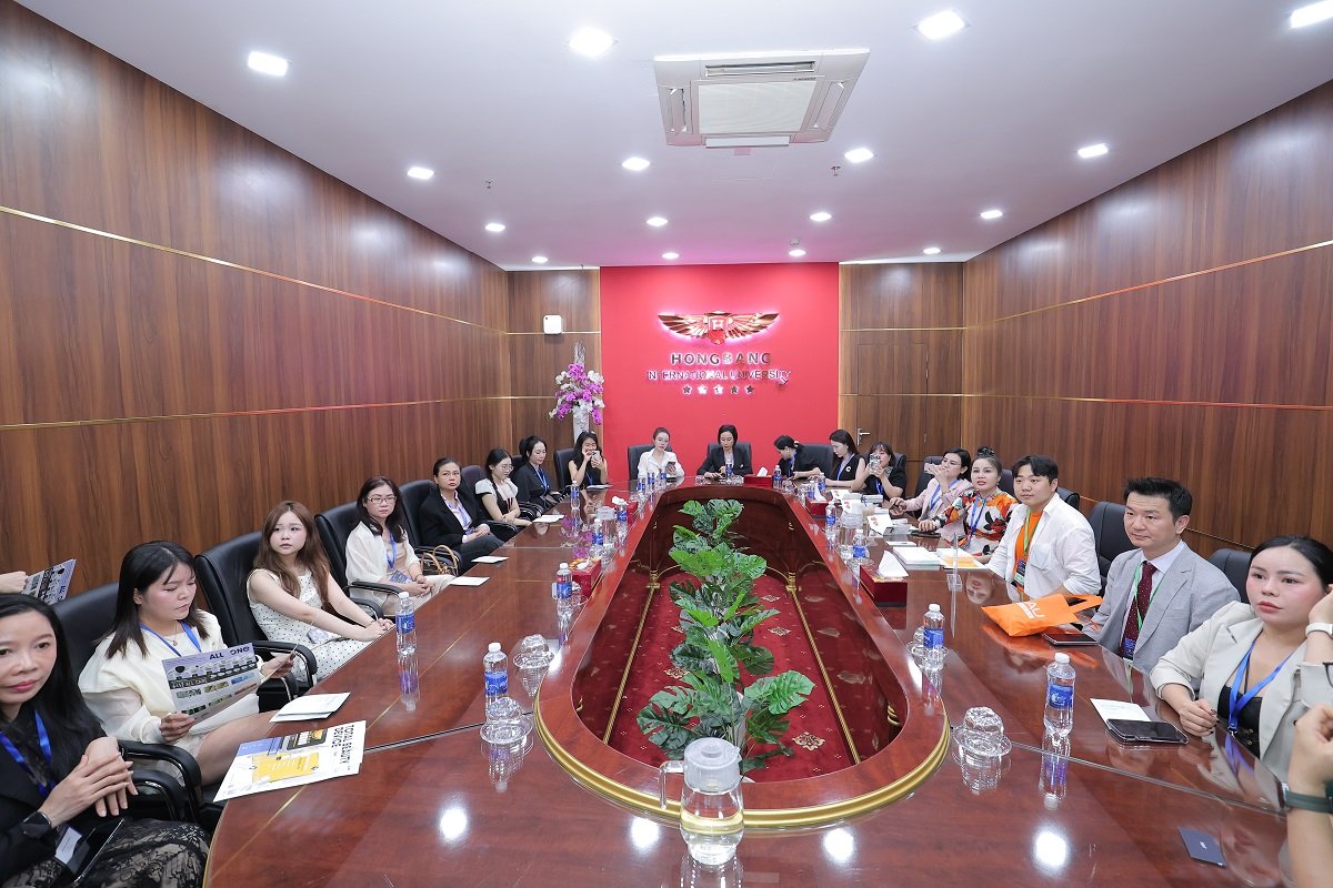 Bác sĩ Việt học kỹ thuật thẩm mỹ từ chuyên gia Hàn: Cơ hội nâng tay nghề và an toàn