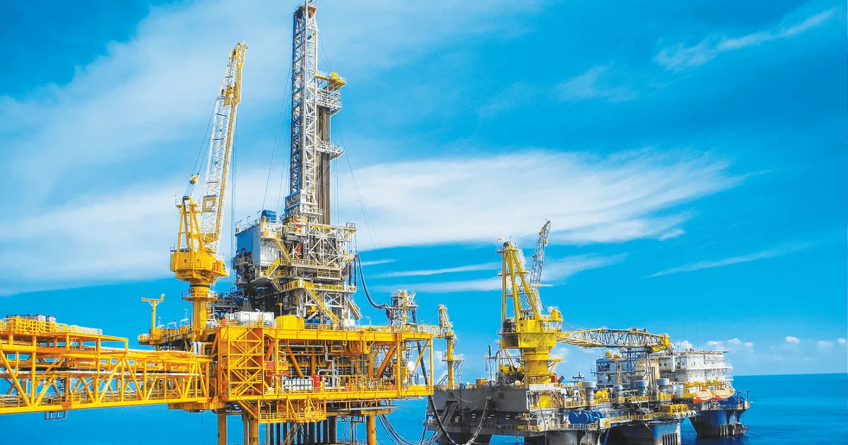 Việt Nam tăng tốc khai thác khí ngoài khơi: Hơn 28 tỷ m3 khí chuẩn bị vào bờ