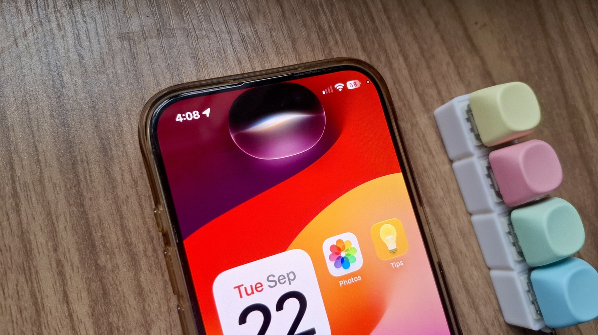 Siri AI trên iPhone 18 Pro Max: trợ lý thông minh nhưng người Việt vẫn đứng ngoài