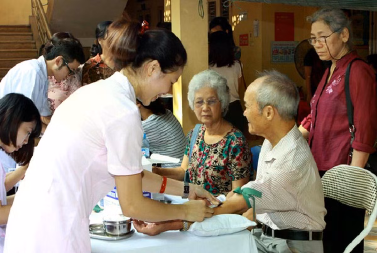 Tiểu đường, thận mạn và vòng xoáy nhiễm trùng nguy hiểm