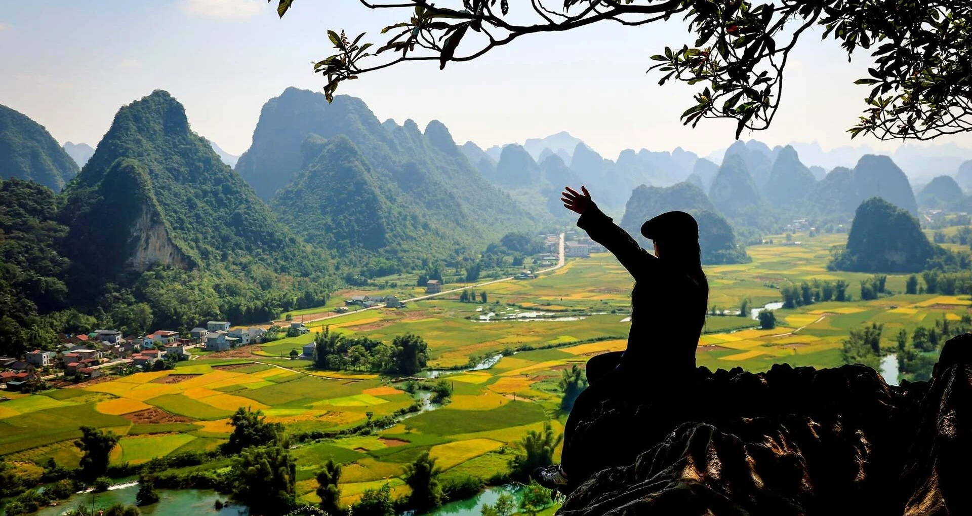 Tà Xùa mùa thu: điểm đến châu Á mới nổi hút khách Hà Nội
