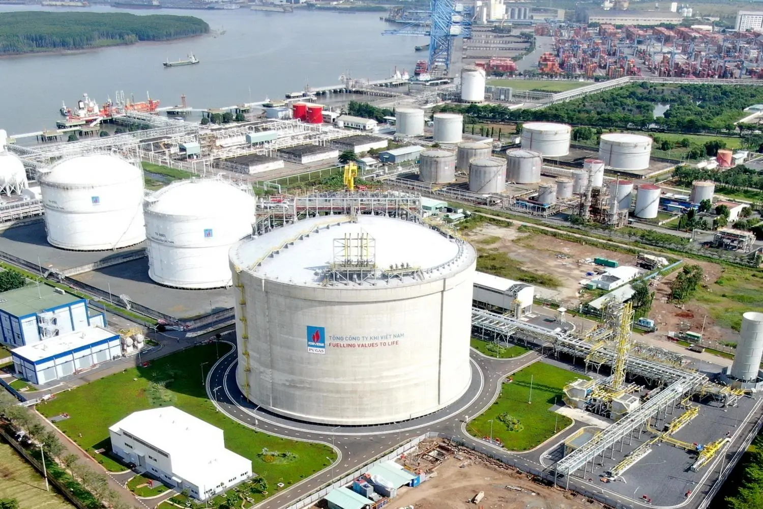 Chỉ 1/18 dự án LNG đúng tiến độ: hồi chuông cảnh báo cho mục tiêu năng lượng sạch