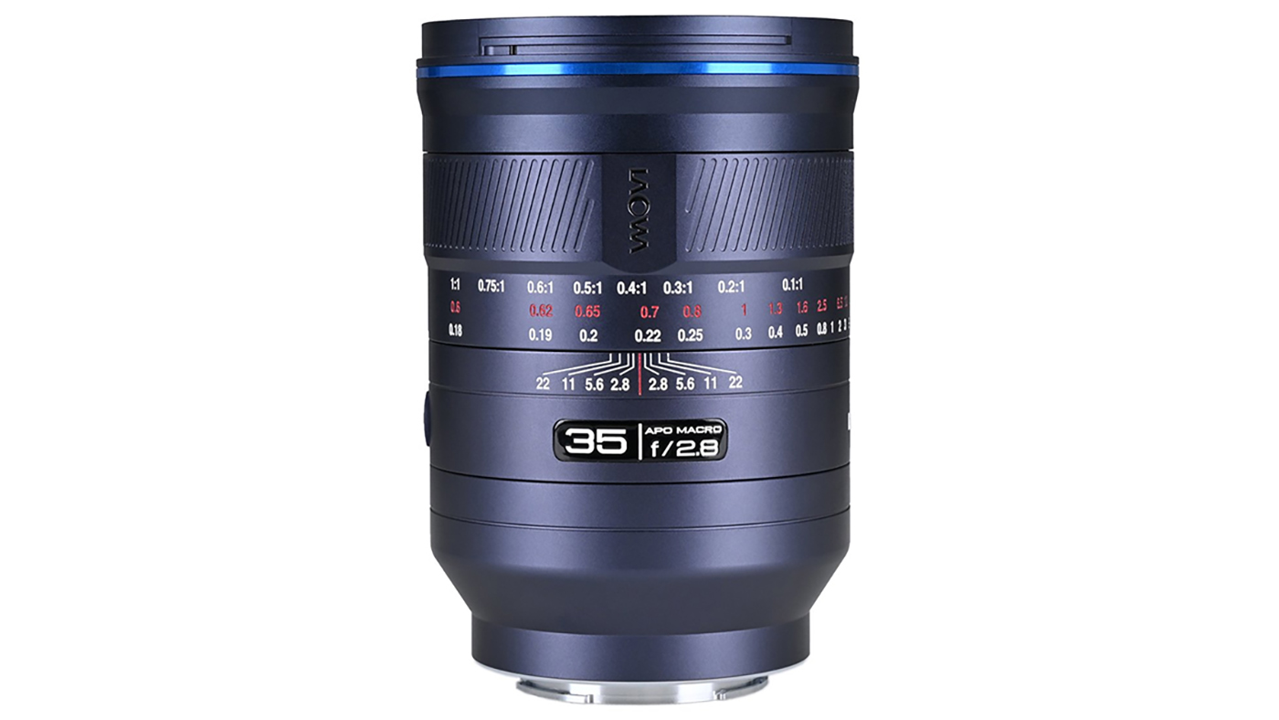 Laowa ACRIS 35mm f/2.8 Macro: Góc rộng 1:1 cho người mê macro
