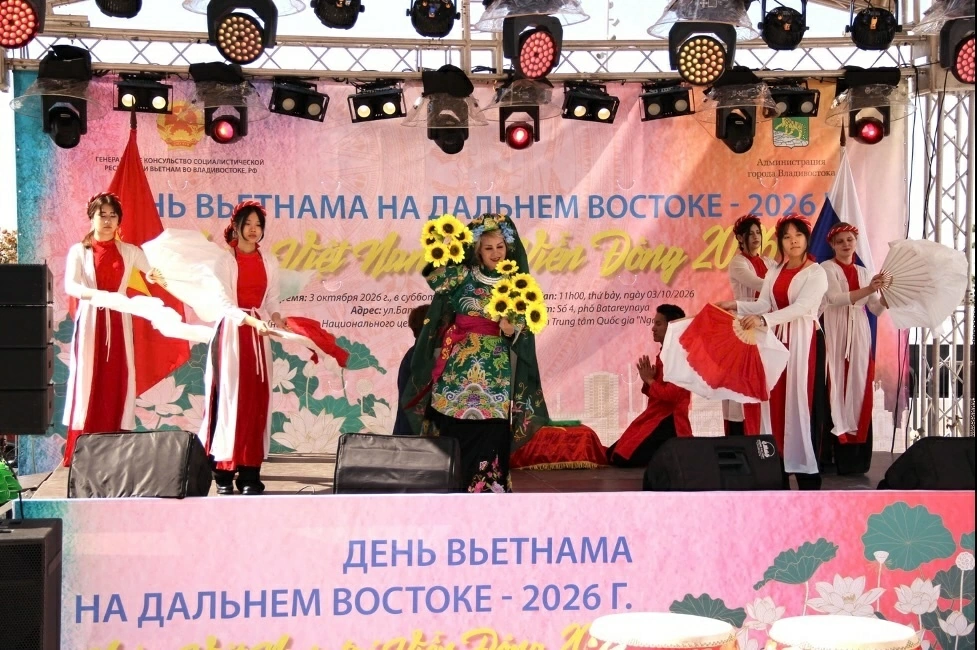 Ngày hội văn hóa Việt tại Vladivostok: Áo dài, âm nhạc và ẩm thực chinh phục Viễn Đông